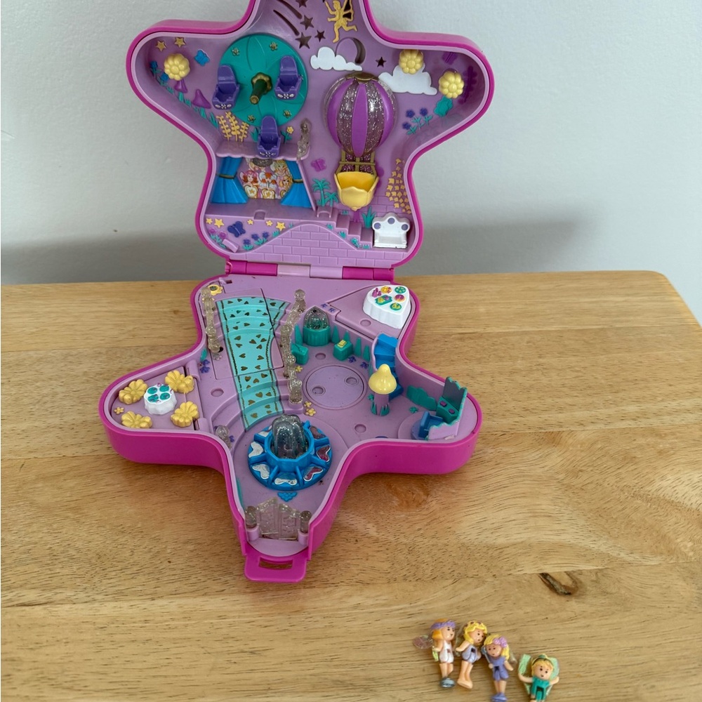 Blue Bird Purple Star Doll Playset